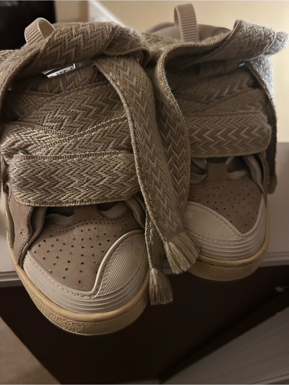 Lanvin Beige and Tan curbs